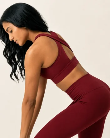 Straps that stay up. benefit