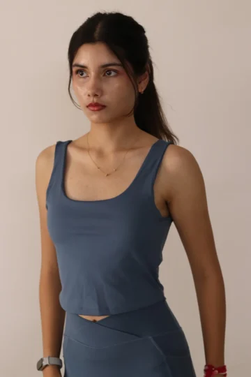 Moonlight Built-in Scoop Crop Tank
